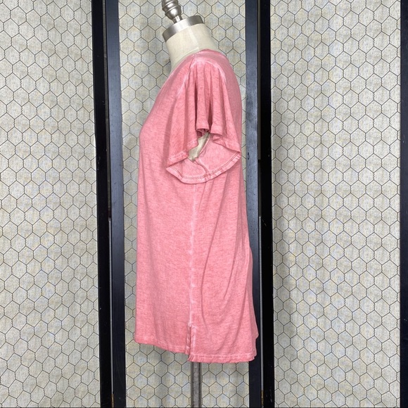 Universal Thread Washed Out Tee - Picture 2 of 9